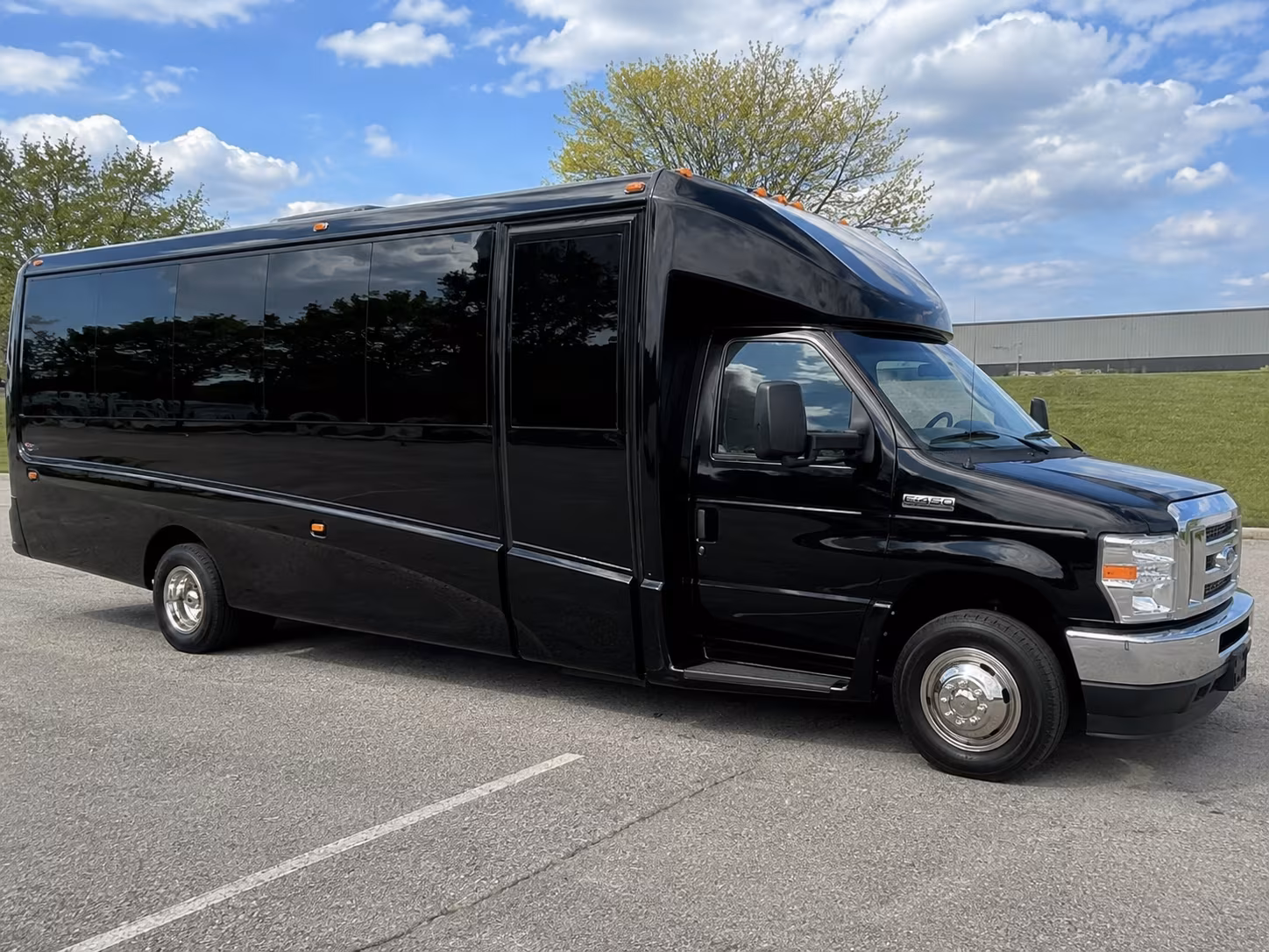 concert bus rentals for groups traveling from the bay area to napa