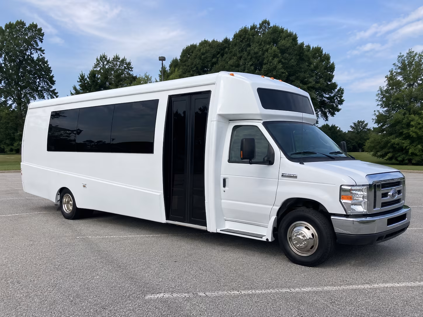 napa 18 passenger party bus