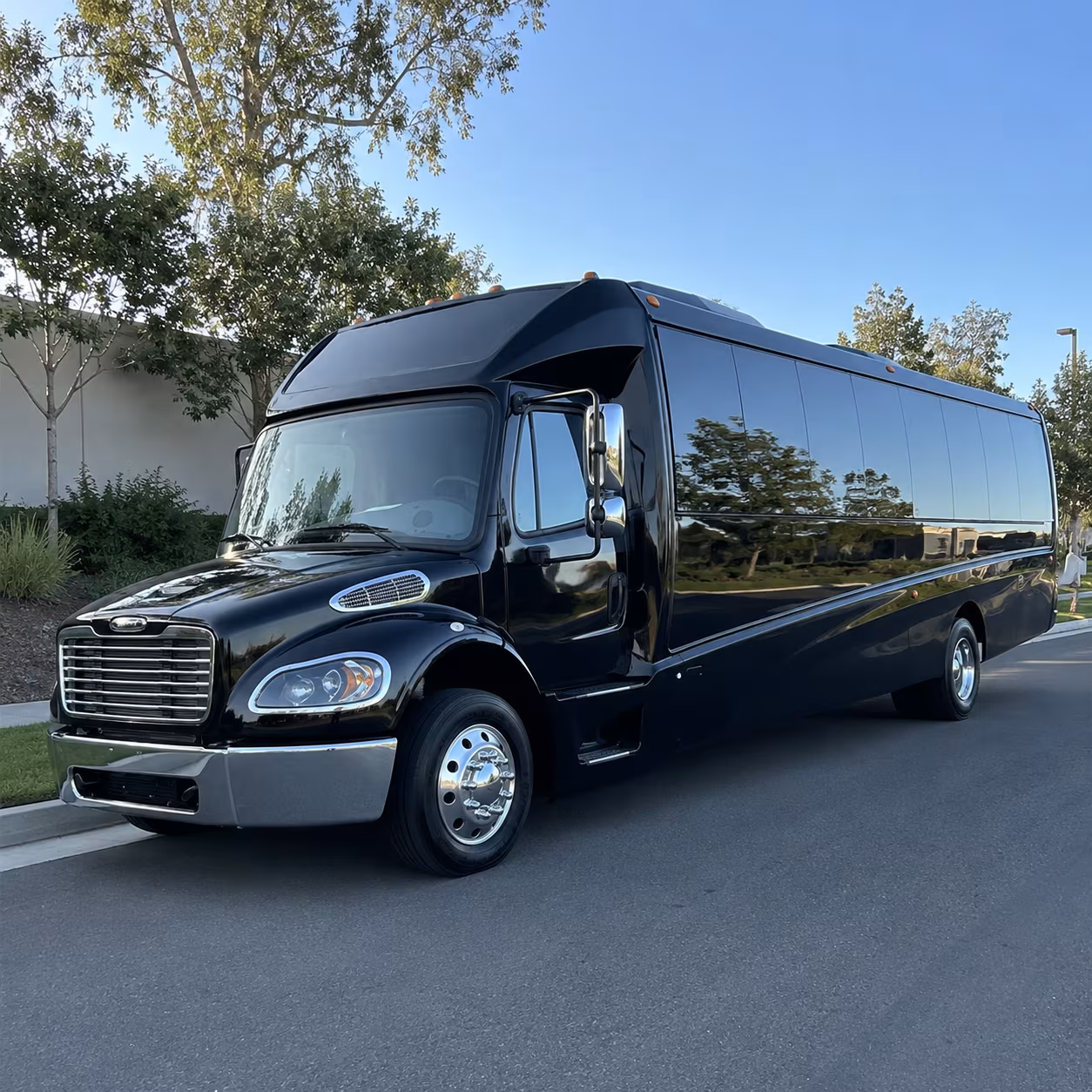 napa 35 passenger minibus